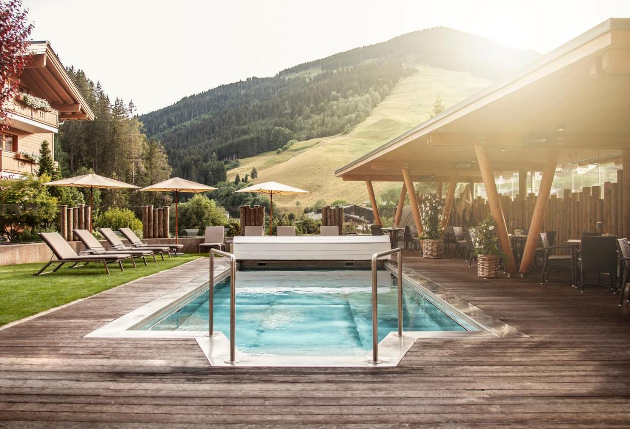 Hotel Sonnegg Saalbach-Hinterglemm Buitenkant foto